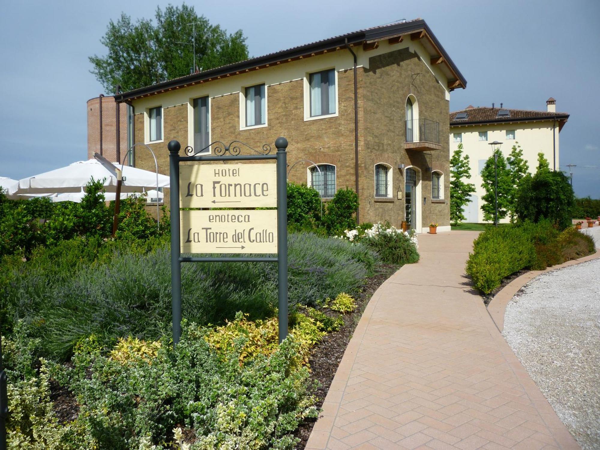 Hotel La Fornace San Vicenzo di Galliera Exterior photo